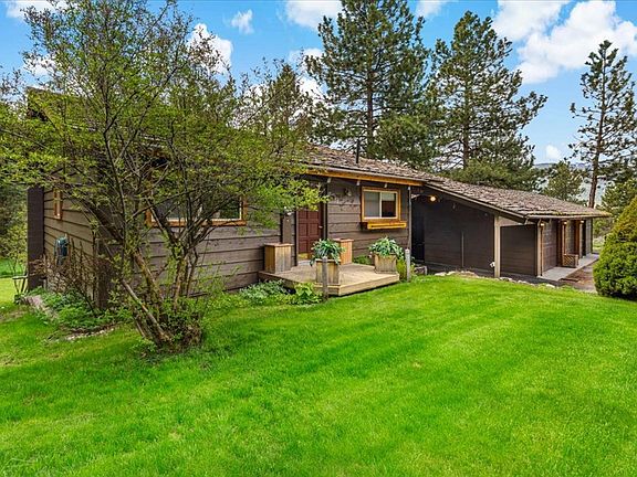 3rd image of 27 Ridge Dr