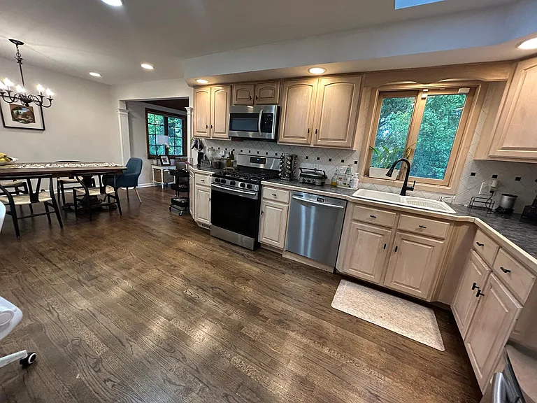 6 Roby Ct — Photo 12