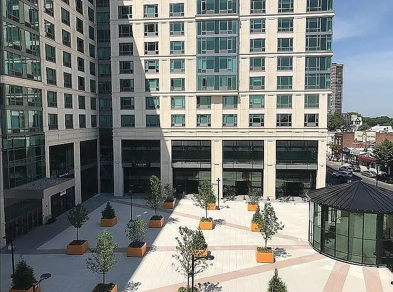 The Centre — Photo 10