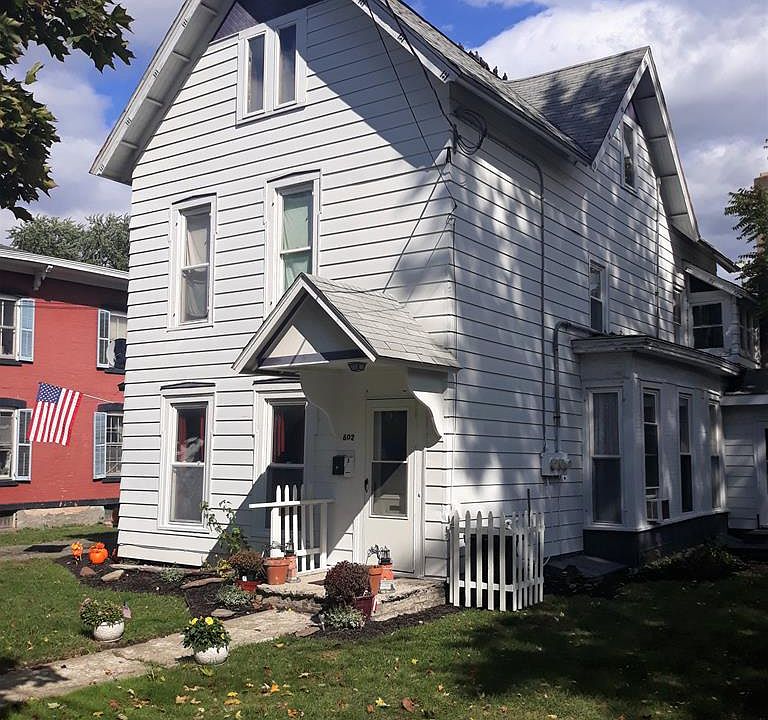 1st image of 602 N Porter St