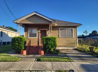 920 7th St, Gretna, LA 70053