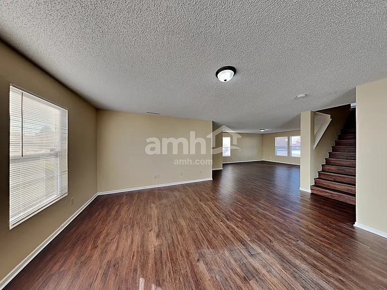 9141 Cherry Grove Ct — Photo 7