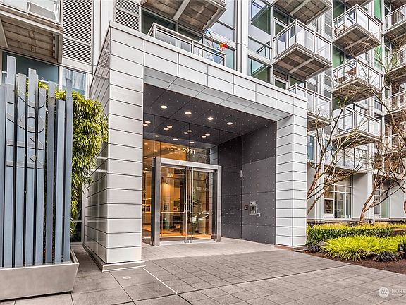 3rd image of 2911 2nd Avenue #1210