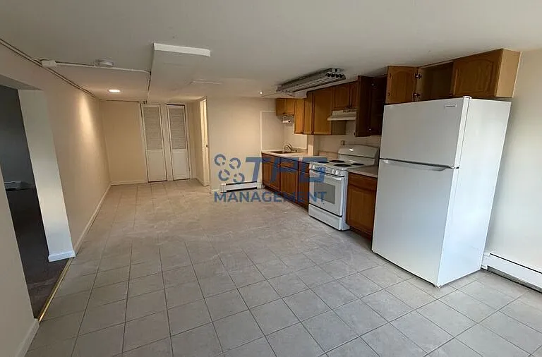 110 Buckelew Ave #7 — Photo 1
