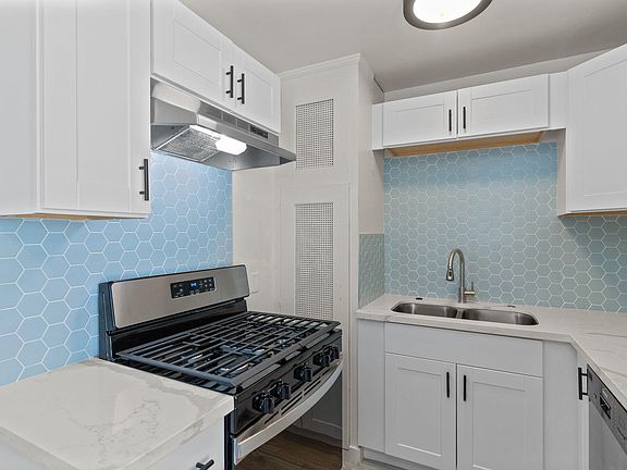 2nd image of 4565 North Ave #Fc665cd6c
