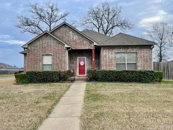 2 Sunburst Dr, Greenbrier, AR 72058