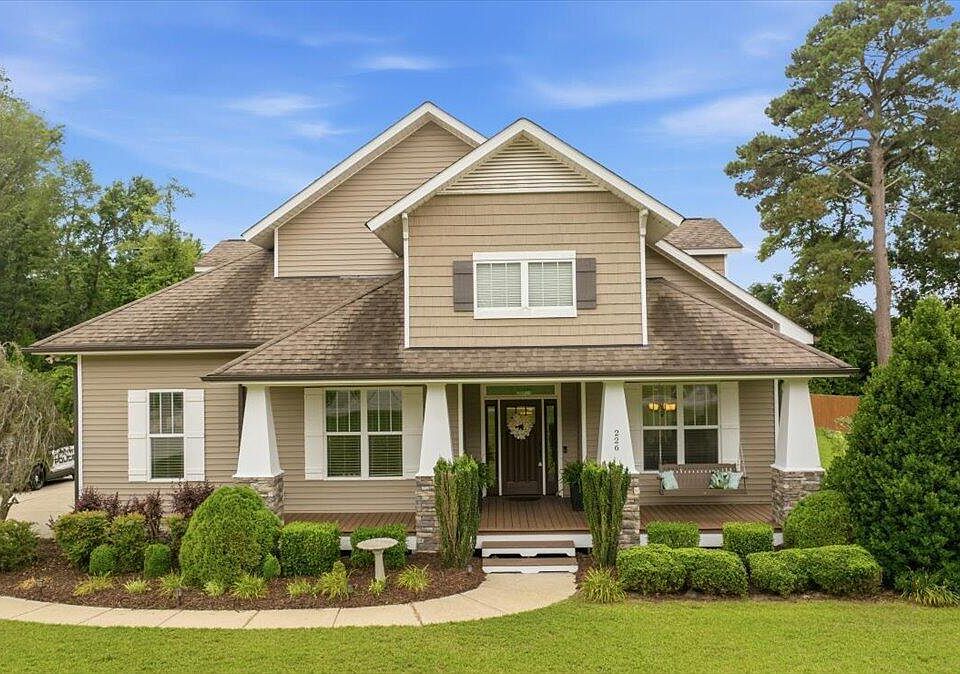 1st image of 226 Braddock Dr