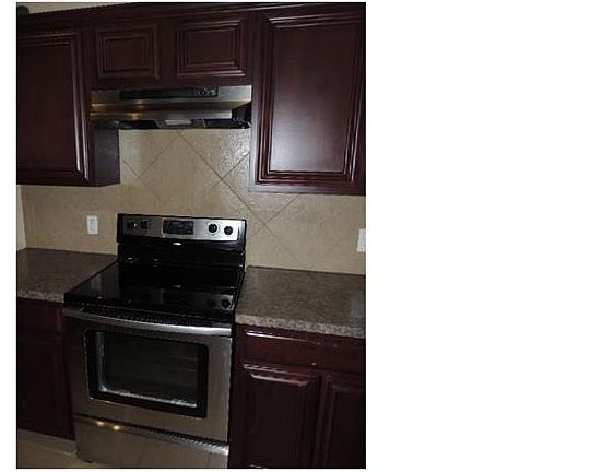 2nd image of 6212 Chalk Hollow Dr