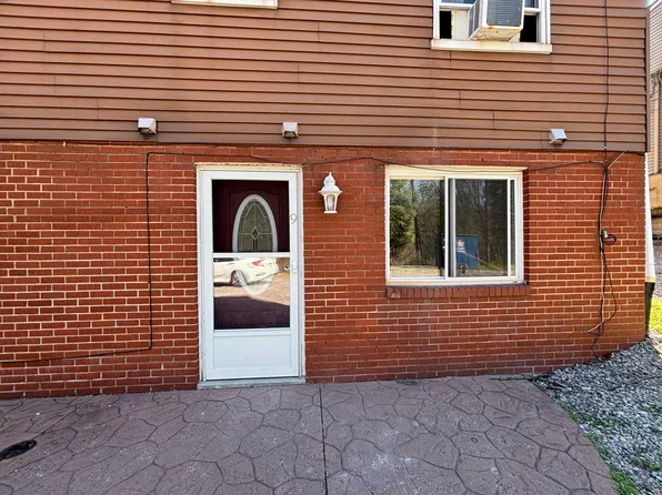 4813 Sardis Rd Unit 9, New Kensington, PA 15068