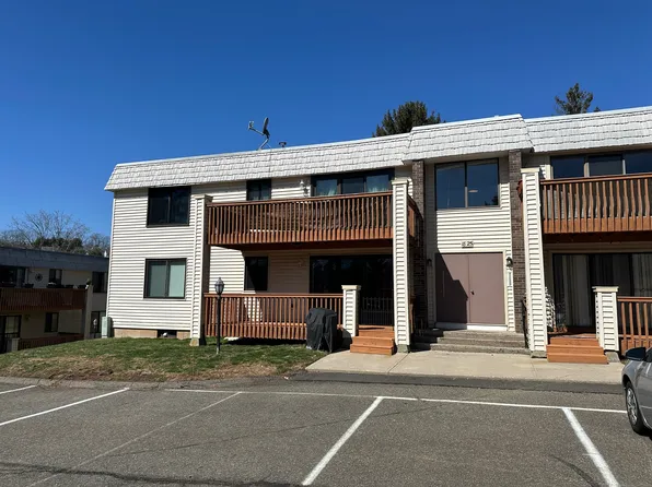 (undisclosed Address), Cromwell, CT 06416