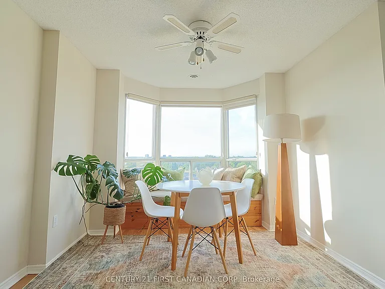 30 Chapman Ct #1001 — Photo 15