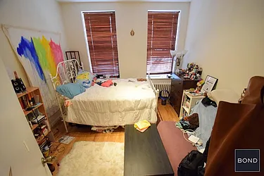 Rented by Bond New York