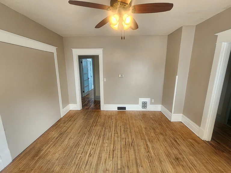 1719 Farnam St #2 — Photo 13