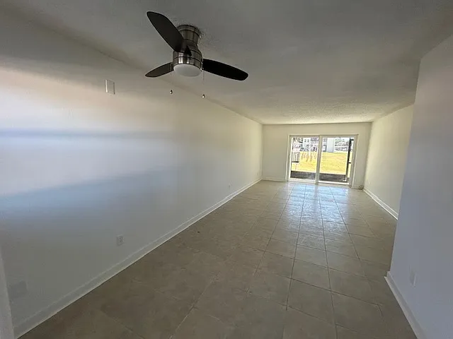 4956 Harbor Villa Ln #109 — Photo 9