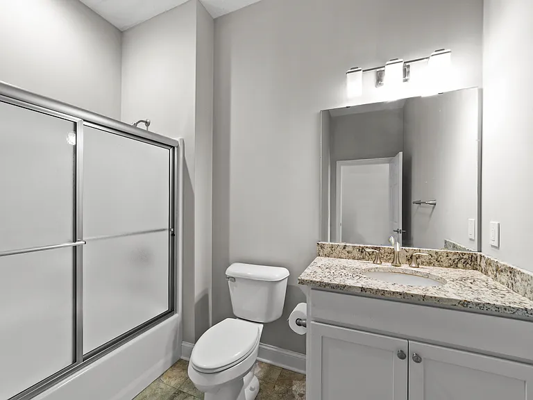 1224 Huron Rd E #3 — Photo 14