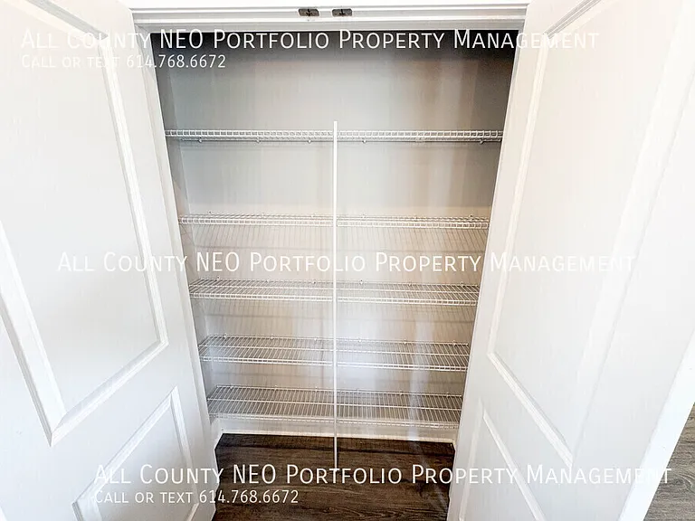 1383 N Grant Ave — Photo 16