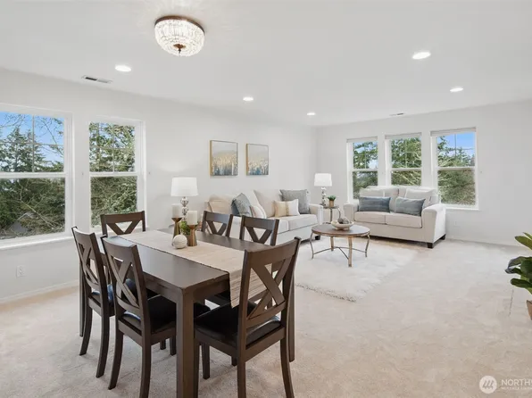 3941 226th Place SE #308, Issaquah, WA 98029