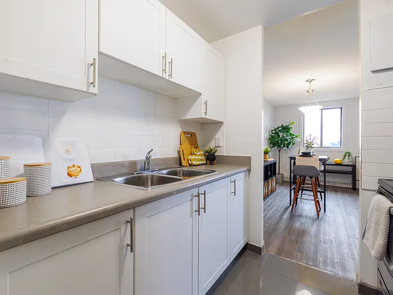 75 Orenda Ct — Photo 1