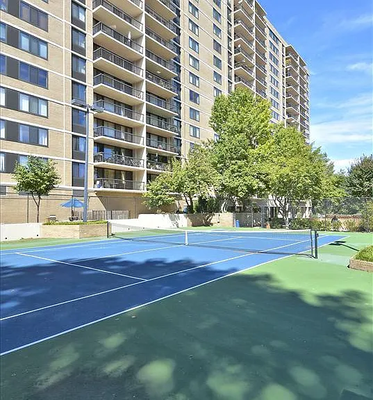 5500 Holmes Run Pkwy #210 — Photo 9