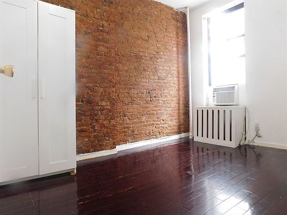 4th image of 168 Lexington Ave APT 3A