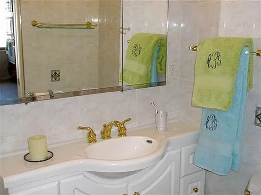 Sold by Stribling | media 26