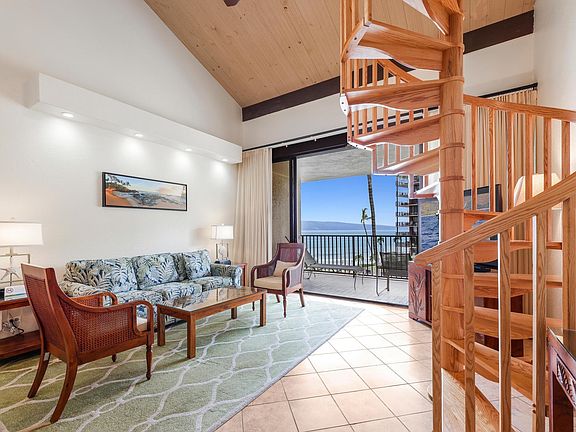 3rd image of 3445 Lower Honoapiilani Rd #455