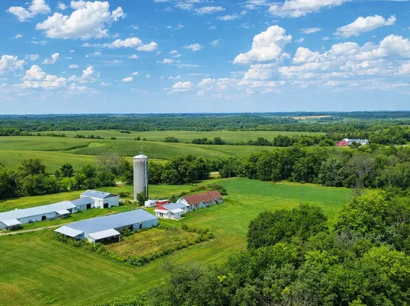 55616 State Highway 57, West Concord, MN 55985