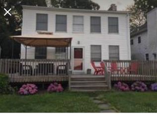 142 Old Black Point Rd, East Lyme, CT 06357