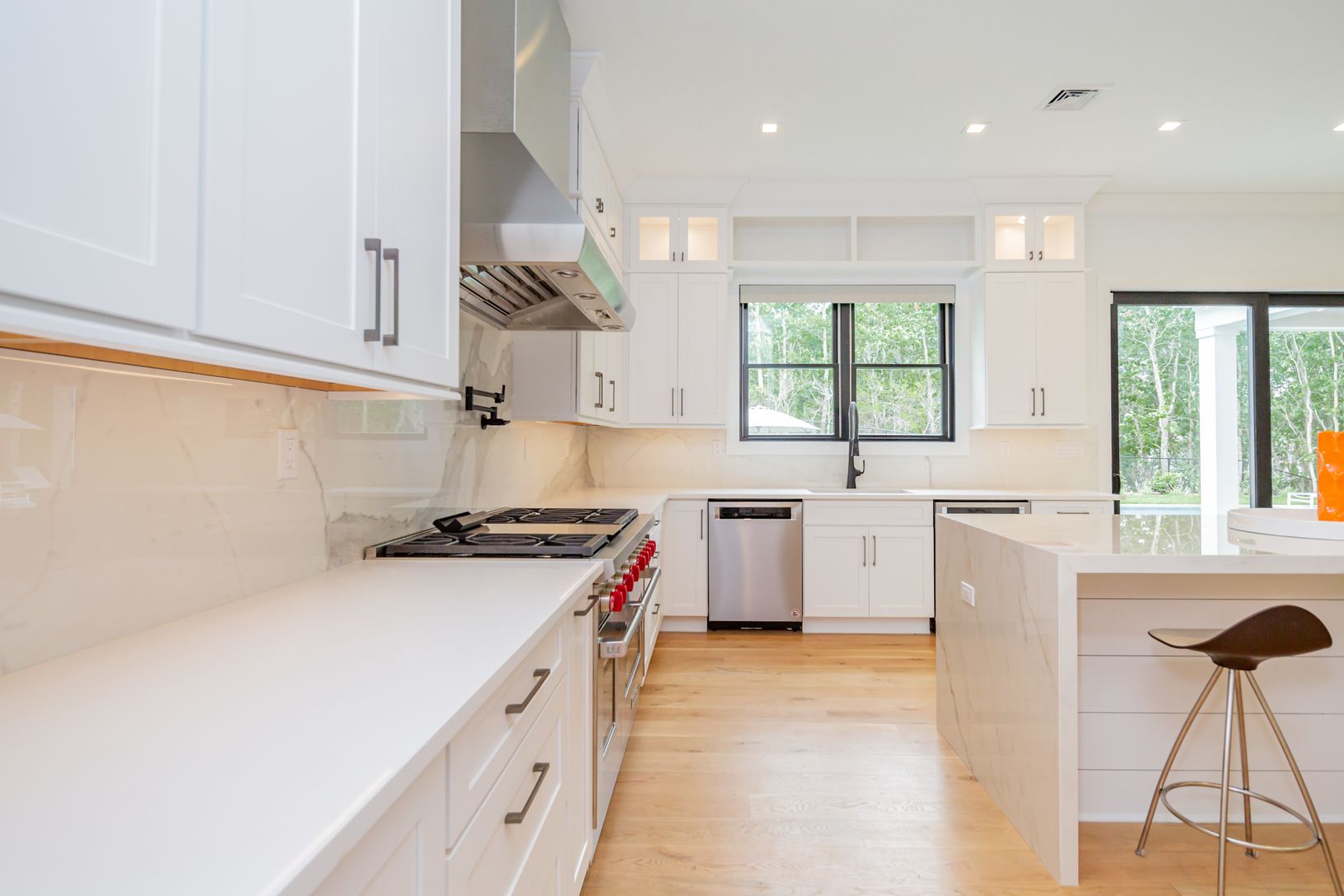  Great Island, Sink Flanked by Pair of Dishwashers