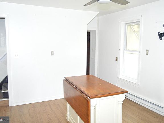 4th image of 1116 Mulberry St