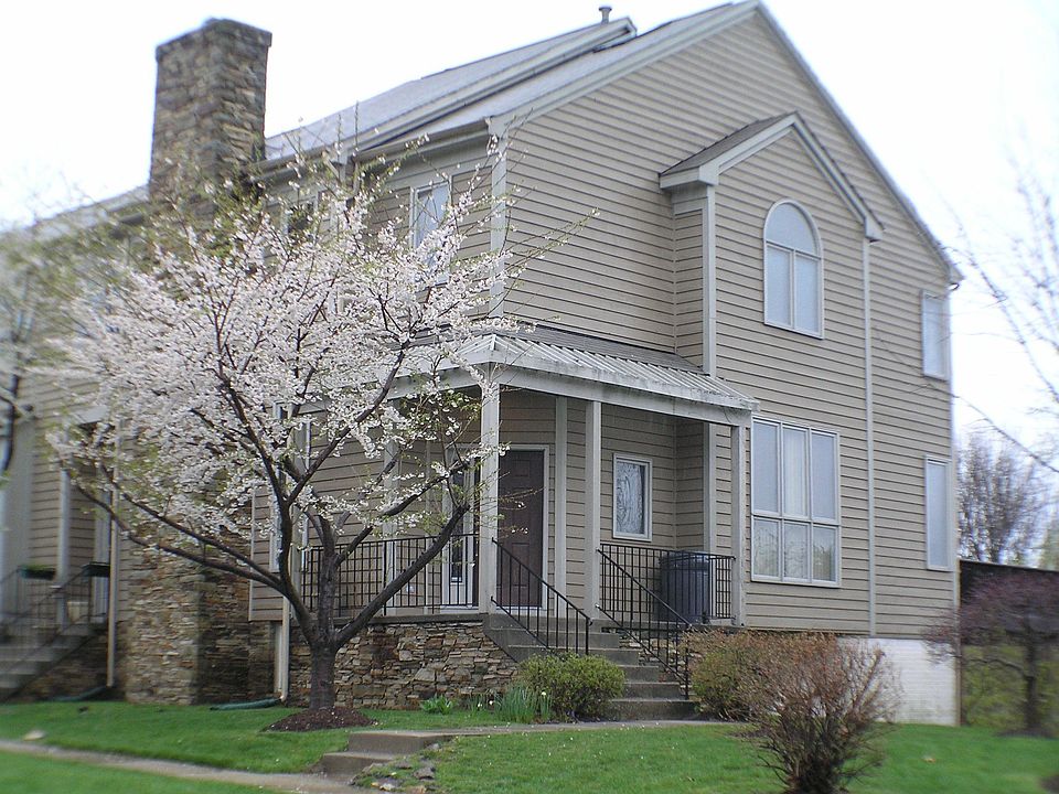 Large Corner Townhouse