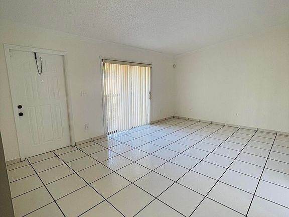 3rd image of 18340 Mediterranean Blvd #2806