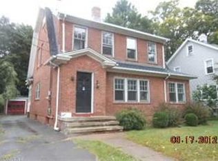 50 Greenway St, Hamden, CT 06517