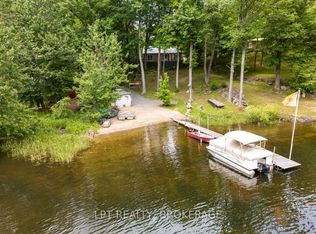 31 Acorn Ln, South Frontenac, ON K0H2V0