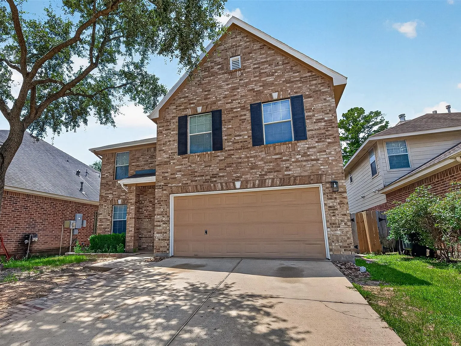 4 bed, 2.5 bath, 2672 sqft, $2,150 — Photo 2