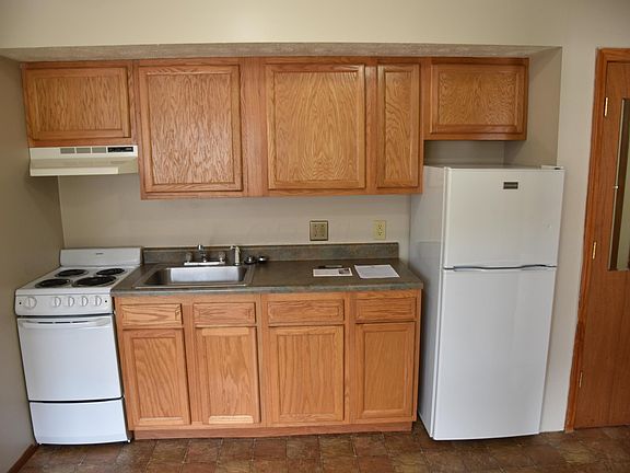 4th image of 1236 Green Valley Dr APT D