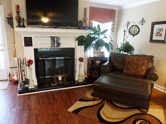 4th image of 179 Landen Ln