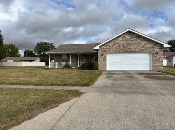 601 Elm St SW, Demotte, IN 46310