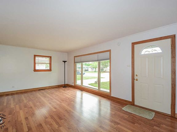 5th image of 192 Nanti St