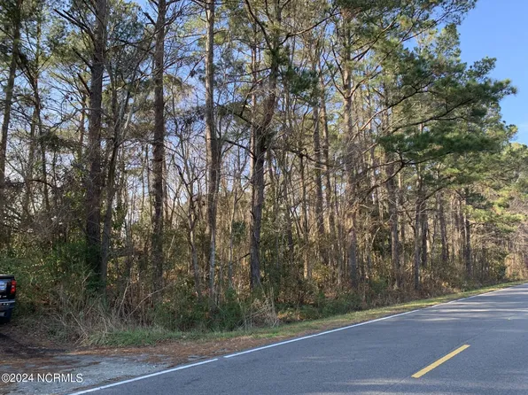 1805 Front Street, Burgaw, NC 28425