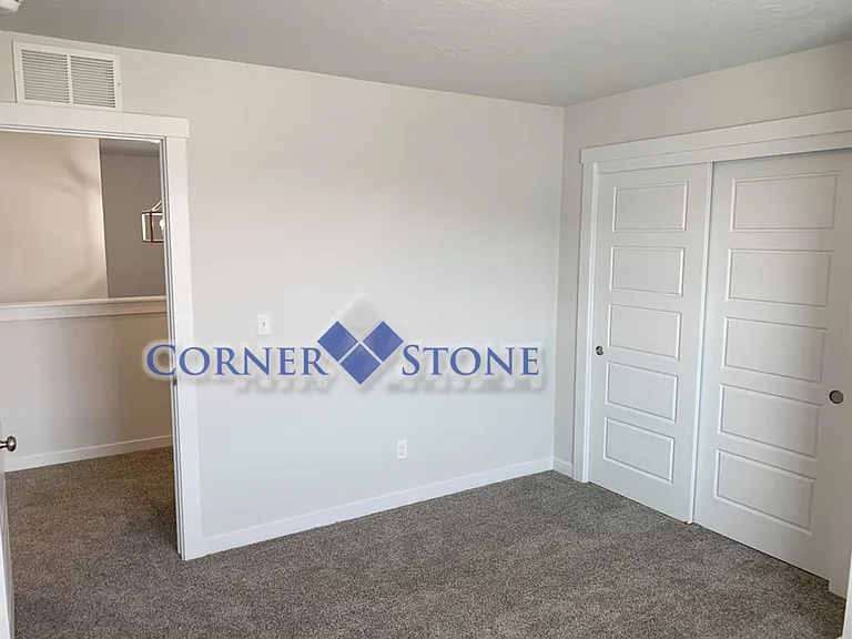 3301 S Daybreak Ave — Photo 11