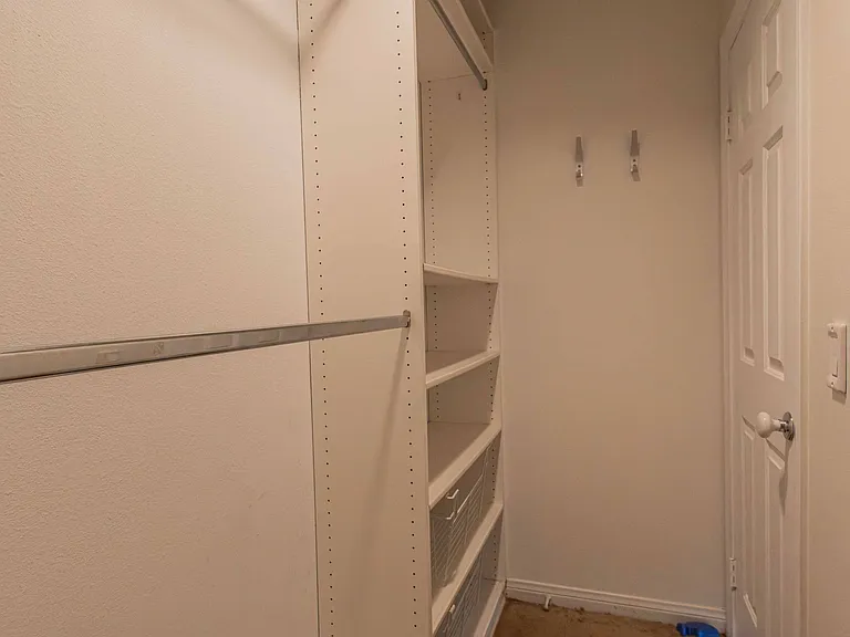 1131 Campbell St #211 — Photo 26