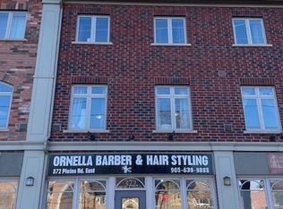362 Plains Rd E #31, Burlington, ON L7T 0A4