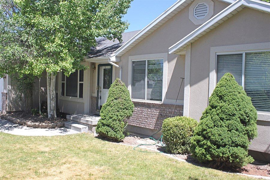 1st image of 8137 S Pheasant Run Cir