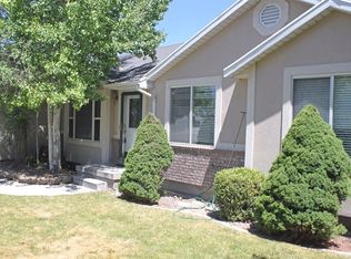 8137 S Pheasant Run Cir, West Jordan, UT 84088