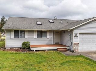 1282 SW 24th Ave, Oak Harbor, WA 98277