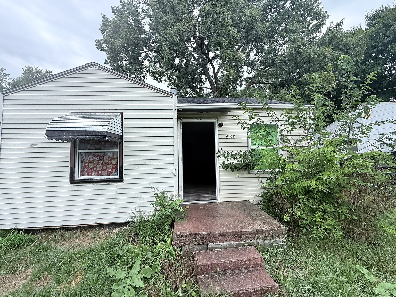 2 bed, 714 sqft, $850 — Photo 1