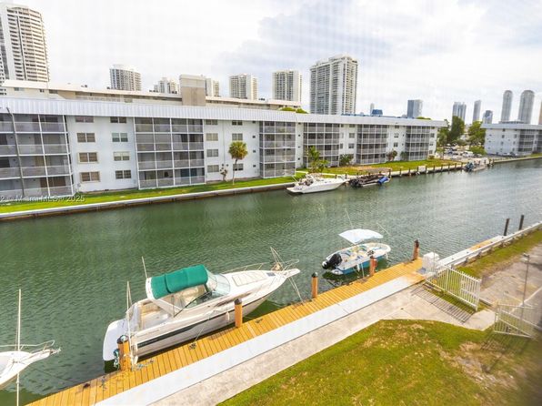3551 NE 169th St APT 411