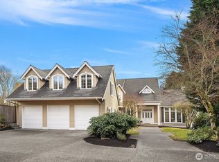 17120 SE 29th Pl, Bellevue, WA 98008
