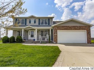 5420 Crane Dr, Springfield, IL 62711